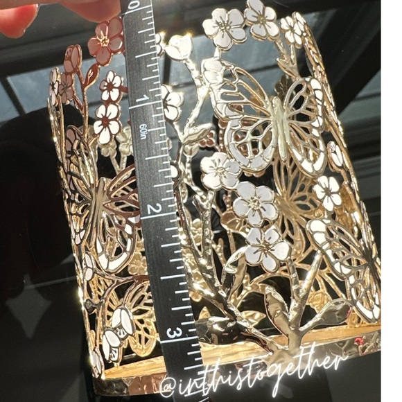 LAST 1! Bath and Body Works BUTTERFLY FLOWER Single Wick Candle Holder - Picture 3 of 5